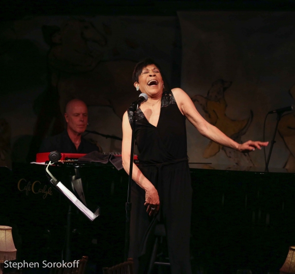 Photo Coverage: Bettye LaVette Plays Cafe Carlyle Image