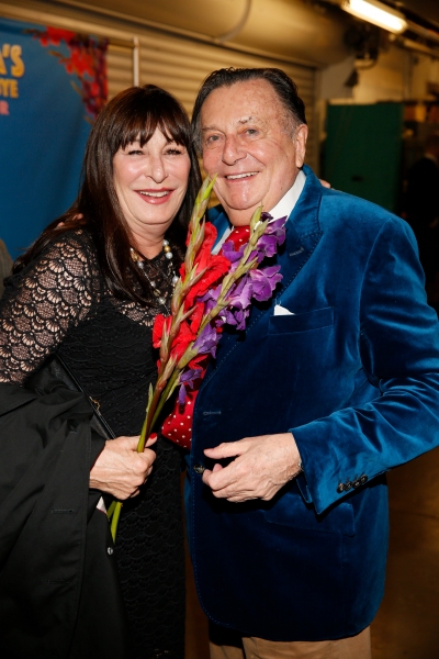 Photo Flash: Pierce Brosnan, Anjelica Huston, Michael Feinstein and More Celebrate Dame Edna's GLORIOUS GOODBYE Opening in L.A. Image