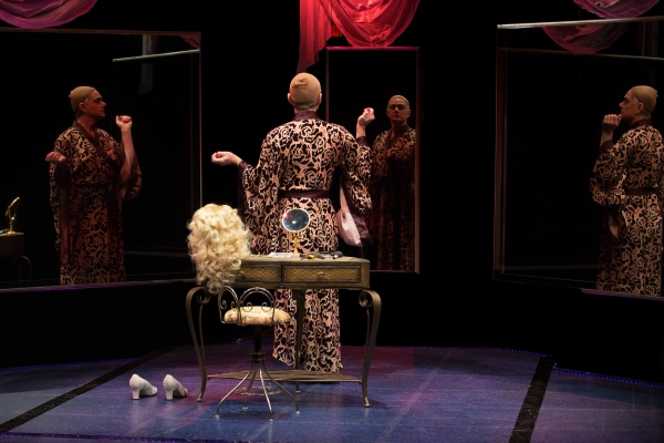 Photo Flash: LA CAGE AUX FOLLES Opens Tonight at The Marriott Theatre Image