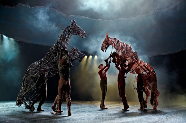 Photo Flash: Michael Morpurgo, James Backway, Phillip Bertioli & More Join Cast of WAR HORSE! Image