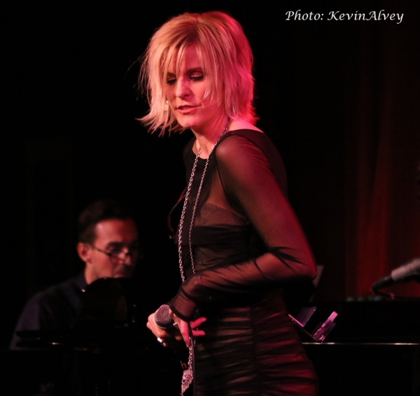 Photo Flash: Nina Storey and Jenn Colella Perform at Birdland  Image