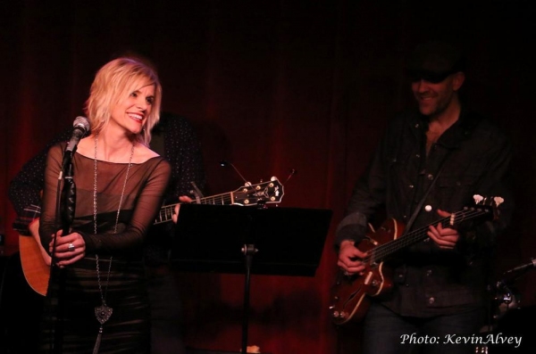 Photo Flash: Nina Storey and Jenn Colella Perform at Birdland  Image