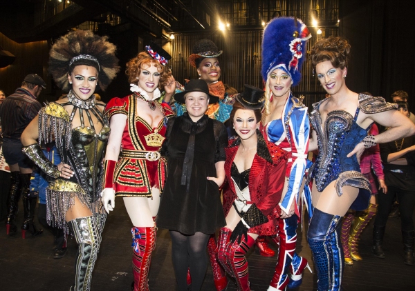 Photo Flash: Reba McEntire and Kelly Clarkson Visit KINKY BOOTS in Tennessee Image
