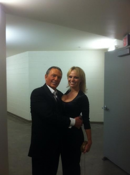 Bob Anderson as Frank Sinatra and Pamela Anderson backstage Photo