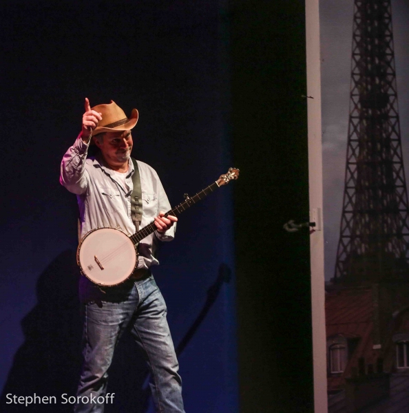 Photo Coverage: York Theatre Company Celebrates Opening Night of TEXAS IN PARIS Image