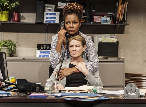 Photo Flash: First Look at Tonya Pinkins and Dianne Wiest in The New Group's RASHEEDA SPEAKING Image