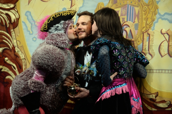 Photos and Video: Chris Pratt Named Hasty Pudding Theatricals' 2015 Man of the Year Image