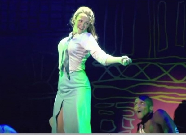 Photo Flash: First Look at the New GUYS AND DOLLS National Tour Image