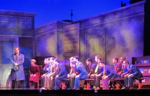 Photo Flash: First Look at the New GUYS AND DOLLS National Tour Image