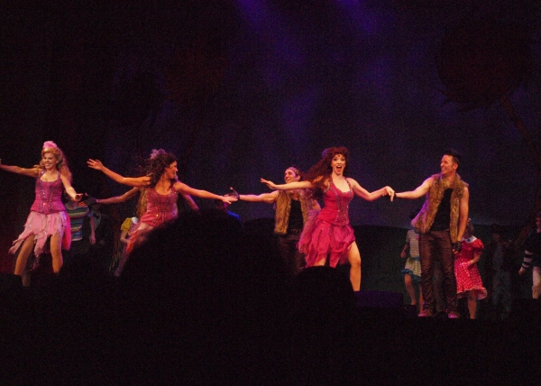 Photo Coverage: Curtain Call And Opening Celebration Of 3-D Theatricals' SEUSSICAL Image