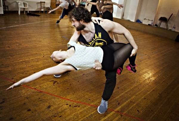 Photo Flash: In Rehearsal with the Cast of the OKLAHOMA! UK Tour 