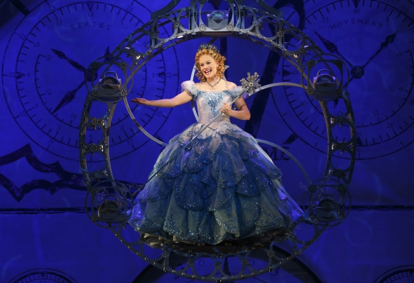 Photo Flash: Alyssa Fox and Liana Hunt Join WICKED National Tour! Image