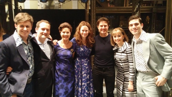 Tom Cruise and the West End cast of BEAUTIFUL Photo