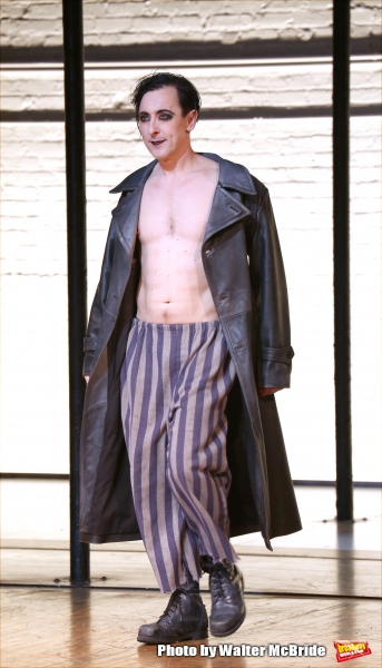 Photo Coverage: Willkommen Sally! Sienna Miller Returns to Broadway in CABARET! Image
