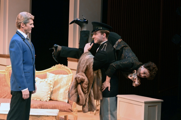 Photo Flash: First Look at International City Theatre's END OF THE RAINBOW Image