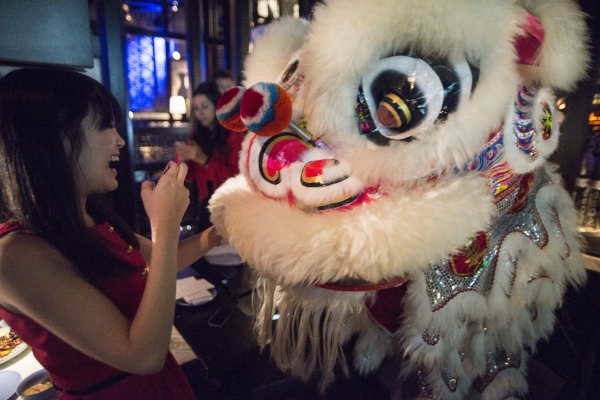 Photo Flash: Hakkasan Las Vegas Welcomes Chinese New Year by Honoring 'Wishing Tree' Tradition 