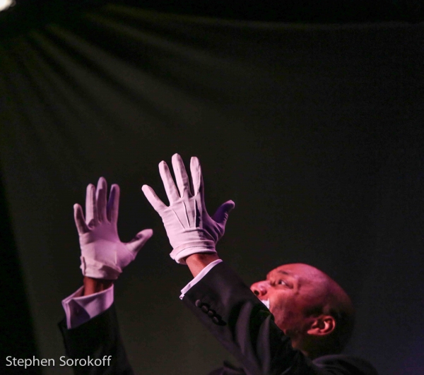 Photo Coverage: T. Oliver Reid Gets A Surprise After DROP ME OFF IN HARLEM at The Metropolitan Room Image