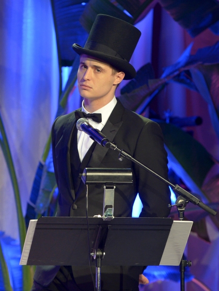 Photo Coverage: Matthew Morrison, Gary Barlow, & More Perform from FINDING NEVERLAND at TWC Oscar Nominees Dinner Image