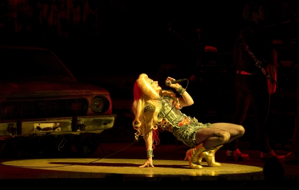 Photo Flash: John Cameron Mitchell Returns to HEDWIG Tonight; New Shots!  Image