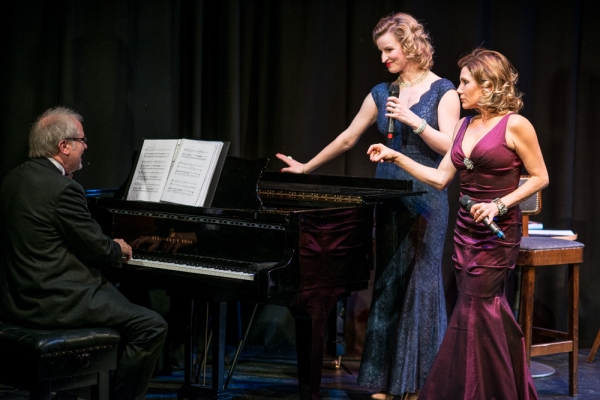 Photo Coverage: DESPERATE DIVAS, Starring Tiffany Graves and Anita Louise Combe Image