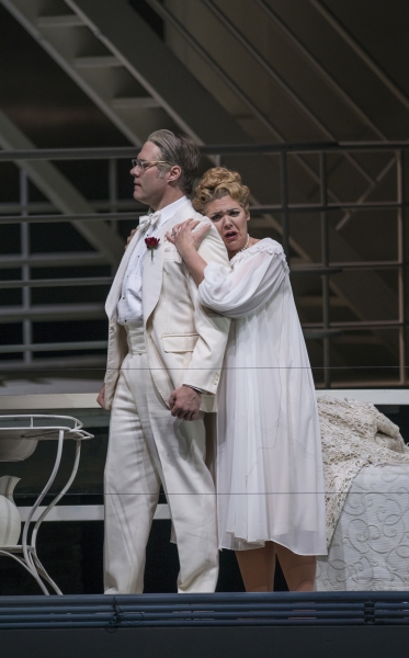 Photo Flash: First Look at Lyric Opera of Chicago's THE PASSENGER Image