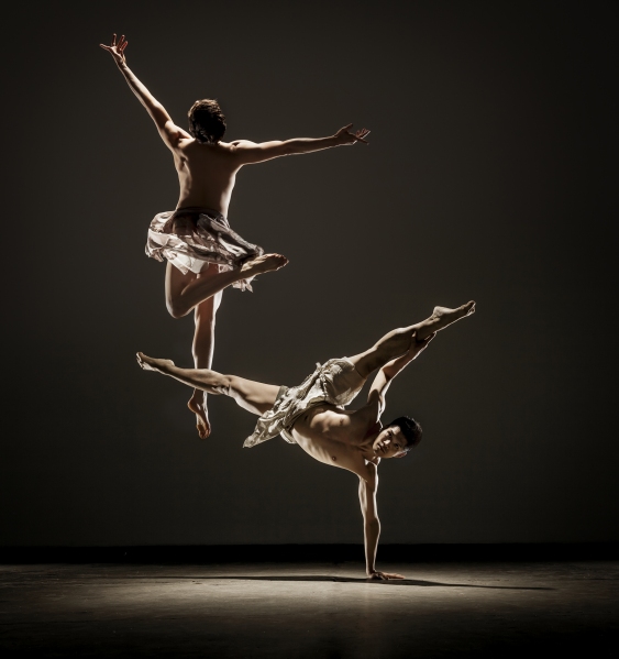 Photo Flash: First Look at Garret + Moulton's THE LUMINOUS EDGE Image