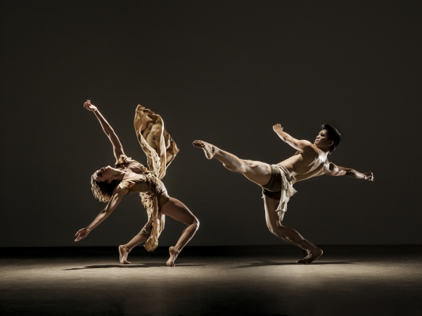 Photo Flash: First Look at Garret + Moulton's THE LUMINOUS EDGE Image
