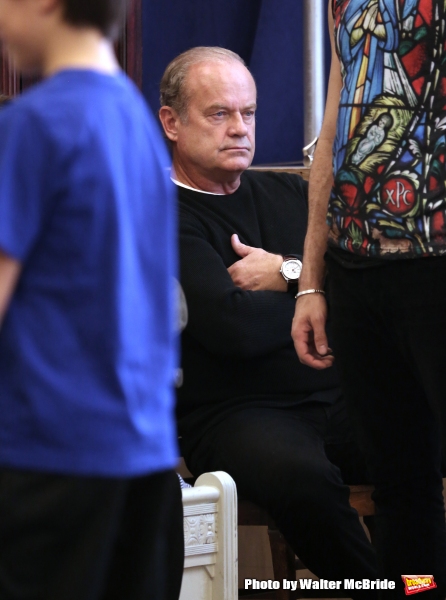 Photo Coverage: FINDING NEVERLAND Cast Performs Sneak Peek for the Press! Image