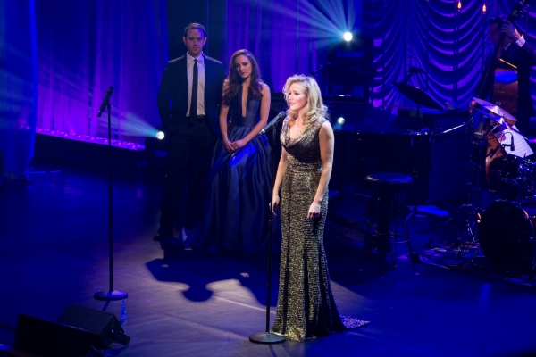 Photo Coverage: Broadway Honors Helen Mirren at Roundabout's THERE'S NOTHING LIKE A DAME Gala! Image