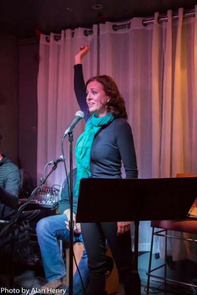 Photo Flash: Rebecca Caine Visits SINGULAR SENSATION Image