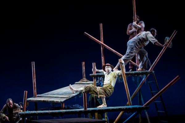 Photo Flash: First Look at Children's Theatre Company's HUCK FINN Image