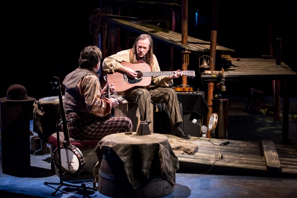 Photo Flash: First Look at Children's Theatre Company's HUCK FINN Image