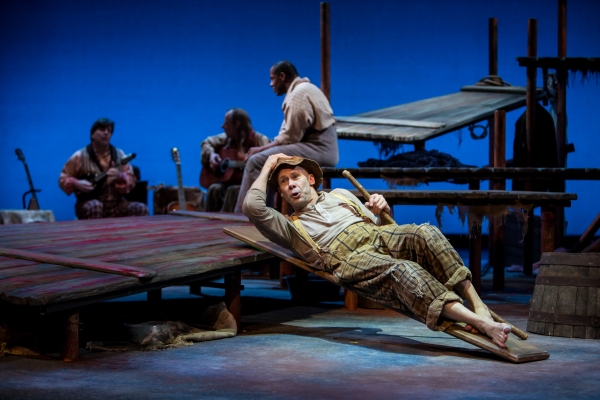 Photo Flash: First Look at Children's Theatre Company's HUCK FINN Image