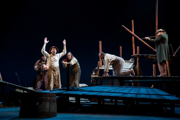 Photo Flash: First Look at Children's Theatre Company's HUCK FINN Image