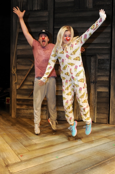 Photo Coverage: Cast Of OKLAHOMA! Ready For Comic Relief! 