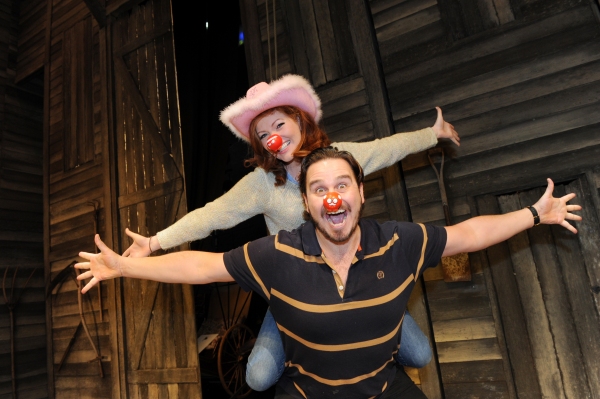 Photo Coverage: Cast Of OKLAHOMA! Ready For Comic Relief! Image