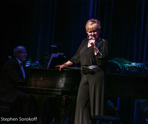 Photo Coverage: Sally Mayes Comes to Live at Lynn Image