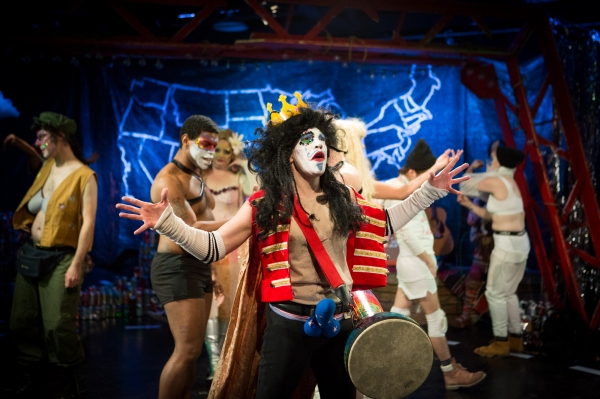Photo Flash: First Look at THE WALK ACROSS AMERICA FOR MOTHER EARTH, Part of Steppenwolf's GARAGE REP 2015 Image