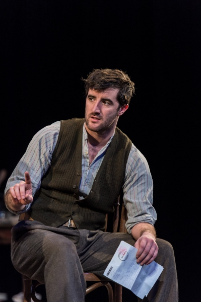 Photo Flash: First Look at Jonathan Guy Lewis, Teresa Banham & More in UK's A VIEW FROM THE BRIDGE Image
