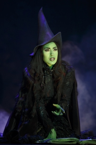 Photos: Fifteen Shades of Green - Celebrating the Women of WICKED's Emerald City Tour After 10 Years on the Road Photos: Fifteen Shades of Green - Celebrating the Women of WICKED's Emerald City Tour After 10 Years on the Road Image