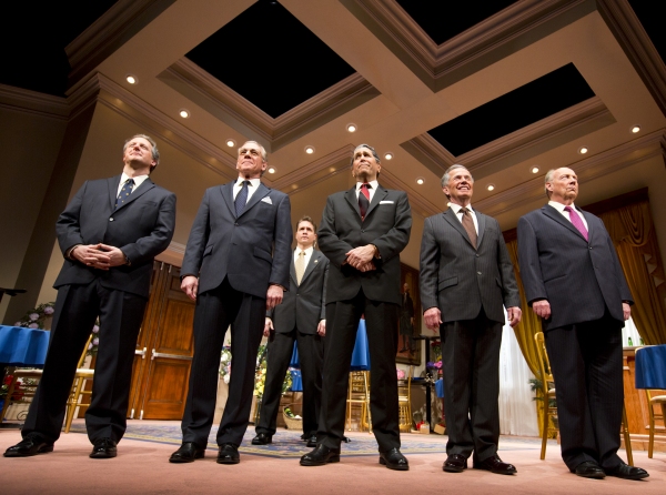 Photo Flash: First Look at Mark Jacoby, Brit Whittle and More in Milwaukee Rep's FIVE PRESIDENTS Image