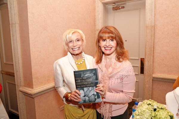 Photo Flash: The Colony Hosts CULTURE & COCKTAILS with Charles & Clo Cohen Image