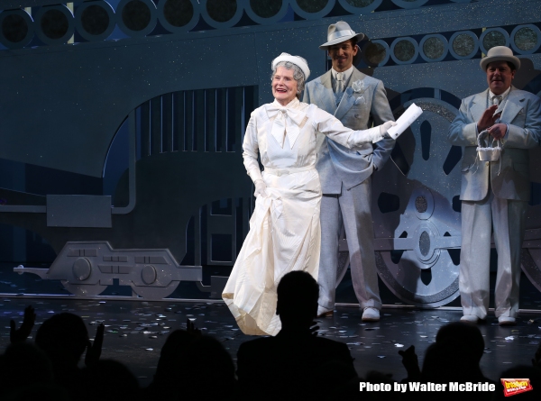 Photo Coverage: ON THE TWENTIETH CENTURY Cast Takes Opening Night Bows! Image