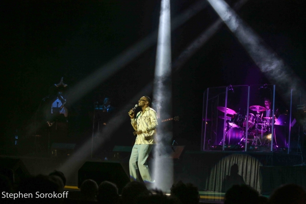 Photo Coverage: MOTOWN IN MOTION at Lynn University's LIVE AT LYNN Image