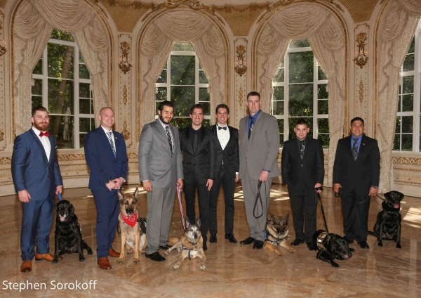 Photo Coverage: Naomi Judd, Will & Anthony Nunziata Honor K-9 Battle Buddies at American Humane Association Image