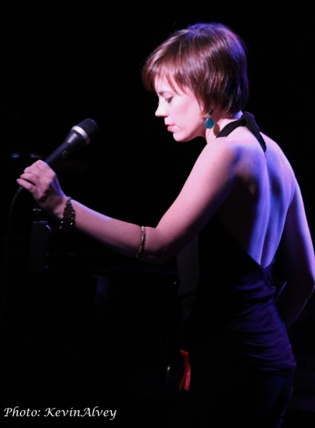 Photo Flash: Maxine Linehan and Friends Bring U2 to Birdland Image