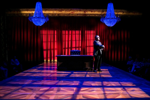 Photo Flash: First Look at Edward Gero and More in Arena Stage's THE ORIGINALIST Image