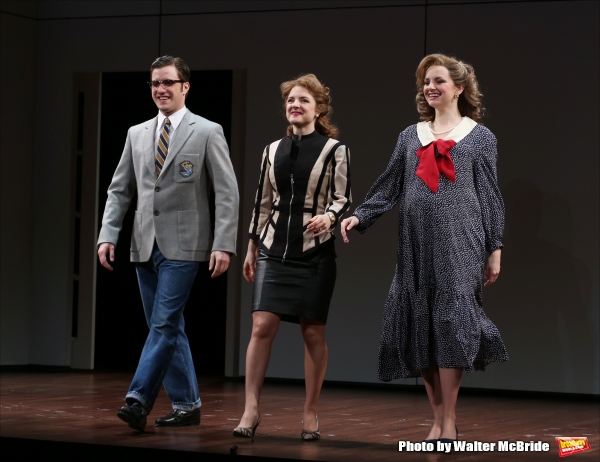 Photo Coverage: Elisabeth Moss & Cast of THE HEIDI CHRONICLES Take Opening Night Bows! Image