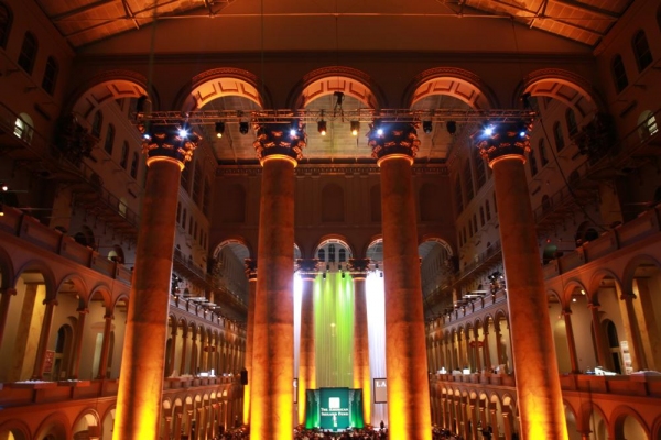 Photo Flash: Tenor Anthony Kearns Plays The American Ireland Fund 23rd Gala Image