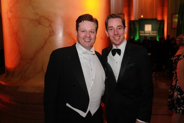 Photo Flash: Tenor Anthony Kearns Plays The American Ireland Fund 23rd Gala Image